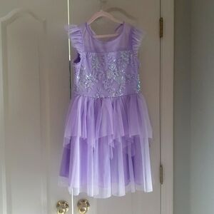 Preowned Beautiful Purple Dress In Size 10/12 .